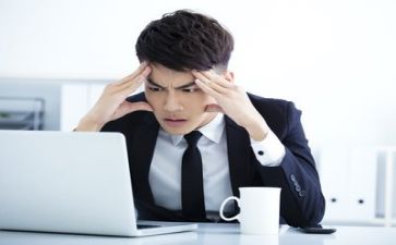 财务出纳的年终总结通用7篇