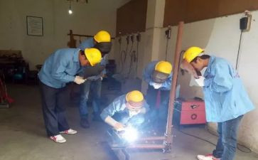 企业电工工作总结8篇