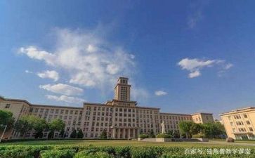 高校个人年度总结5篇