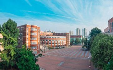 高校教师工作心得5篇
