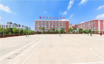 技校班主任学期工作计划5篇