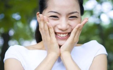 幸福的脸作文5篇