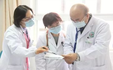 内科医生述职报告2022精选5篇