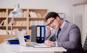 销售上半年总结和下半年计划5篇