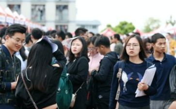 学生会复试的演讲稿8篇