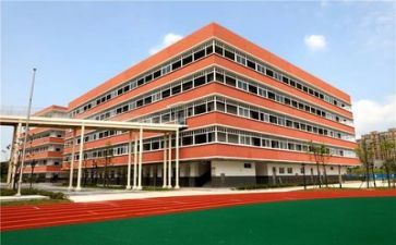 学校年度工作述职报告6篇