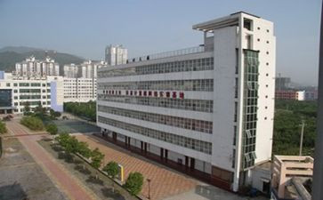 自我鉴定中专1000字8篇